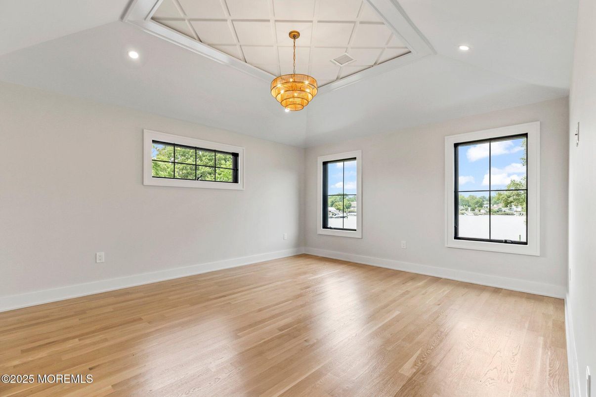 Empty room, Interior, Pendant Lights, Recessed Lighting, Wood Texture Flooring