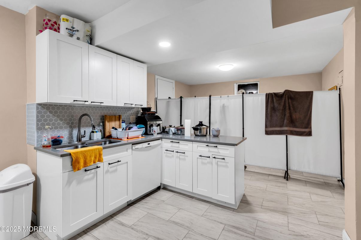 Interior, Kitchen, Marble, Recessed Lighting
