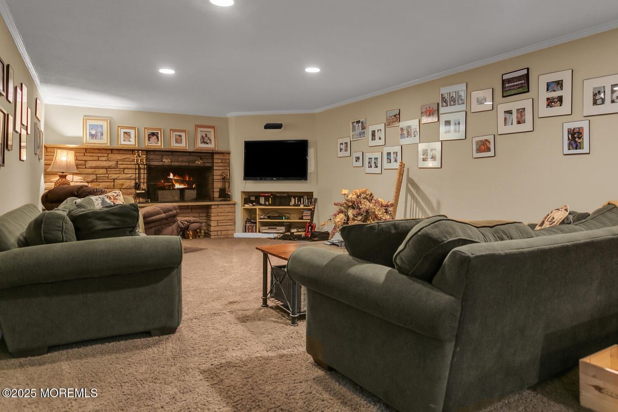 Fireplace, Interior, Living room, Recessed Lighting