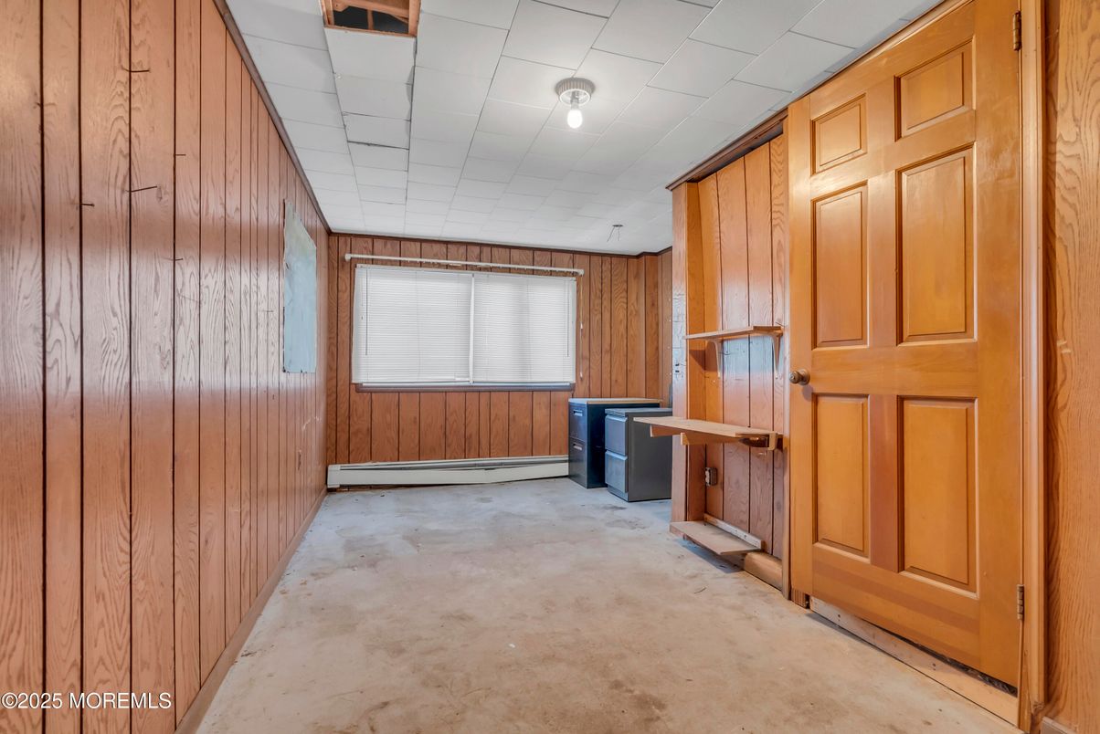 Empty room, Interior, Wooden Walls