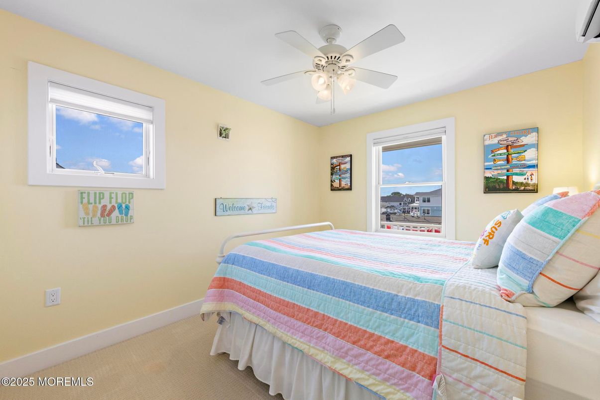 Bedroom, Interior, Water