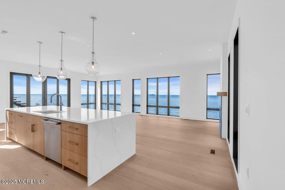 Interior, Kitchen, Pendant Lights, Recessed Lighting, Water, Wood Texture Flooring
