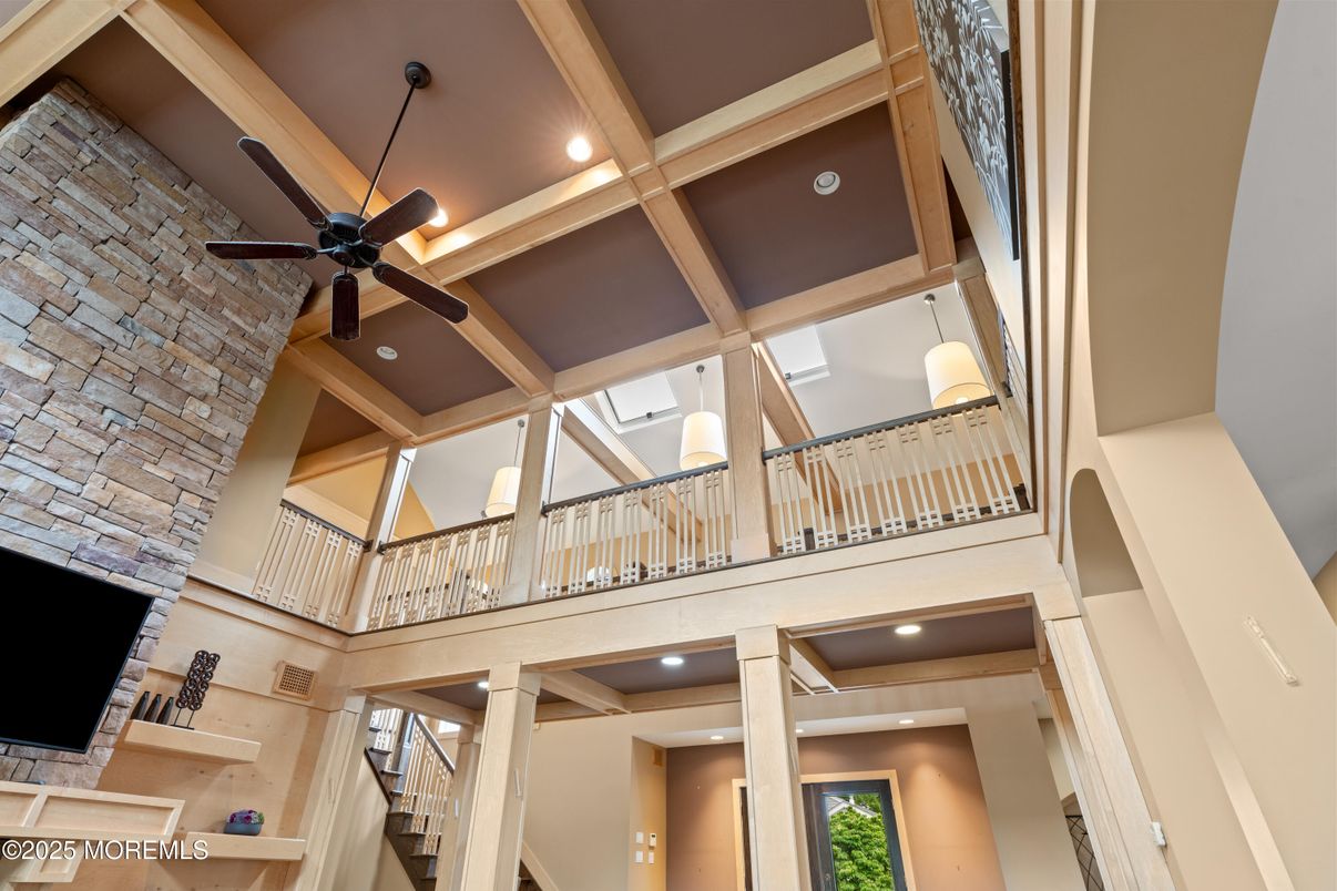 Interior, Pendant Lights, Recessed Lighting, Stone Walls