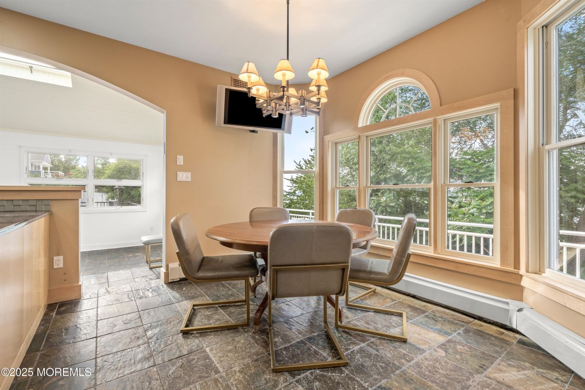 Chandelier, Dining room, Interior
