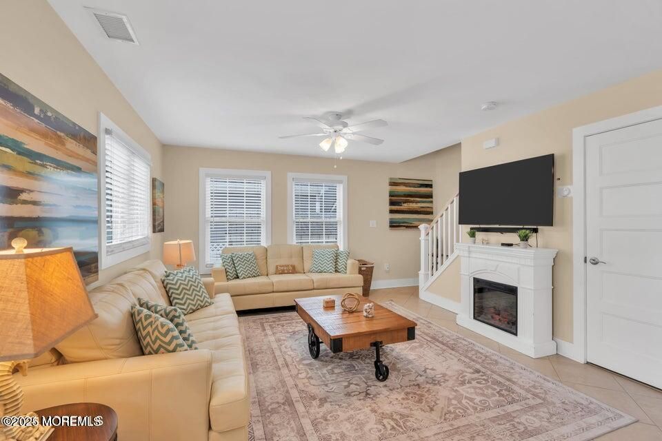 Fireplace, Interior, Living room