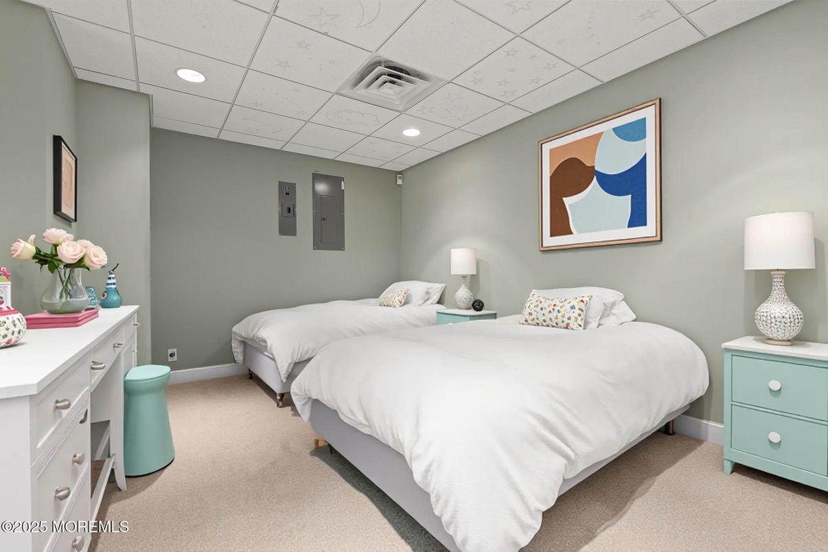 Bedroom, Interior, Recessed Lighting