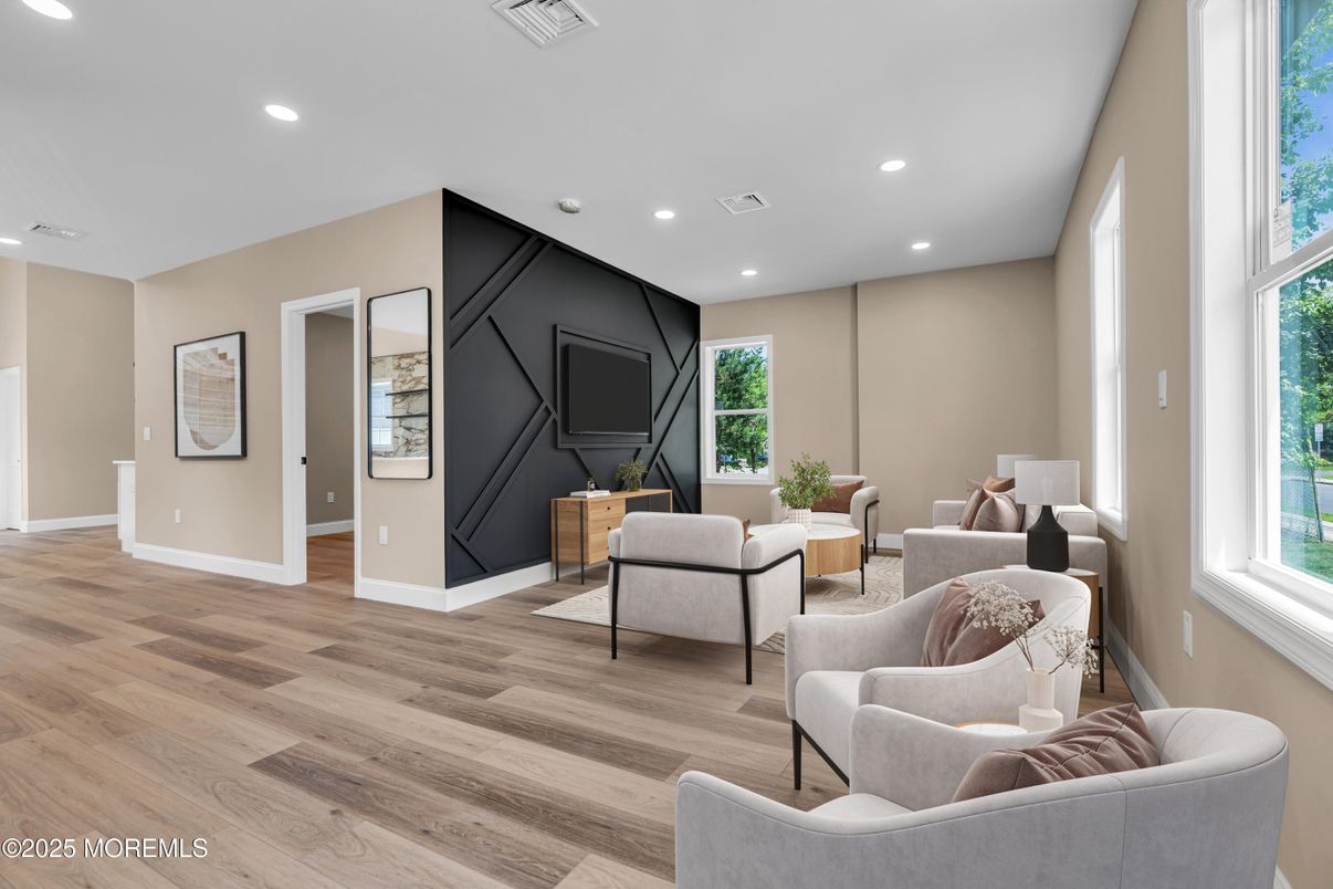 Interior, Living room, Recessed Lighting, Wood Texture Flooring
