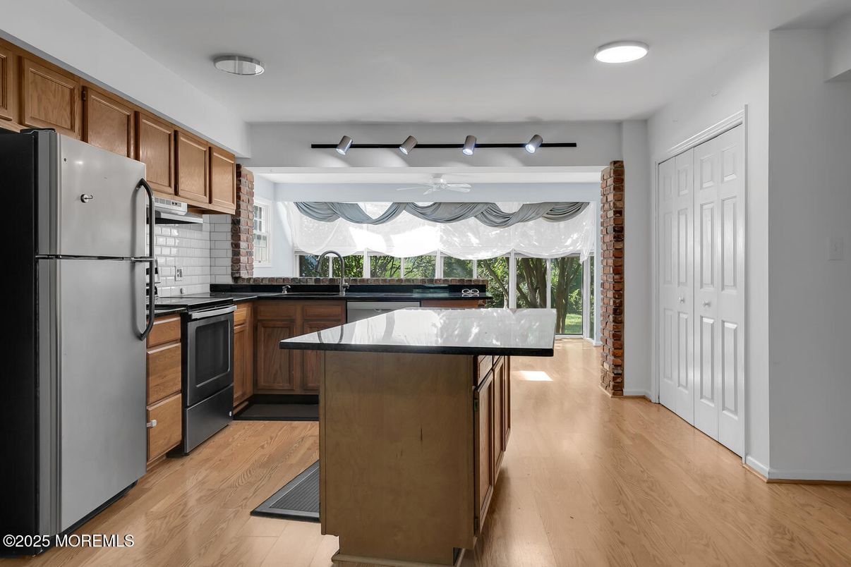 Interior, Kitchen, Recessed Lighting, Wood Texture Flooring