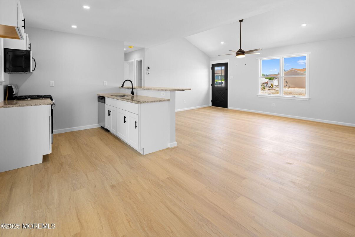 Empty room, Interior, Kitchen, Recessed Lighting, Wood Texture Flooring