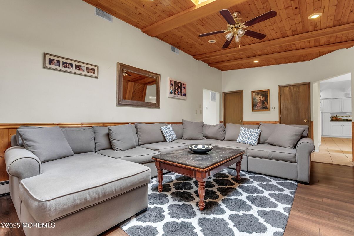 Interior, Living room, Recessed Lighting, Wooden Beams, Wooden Ceilings, Wood Texture Flooring