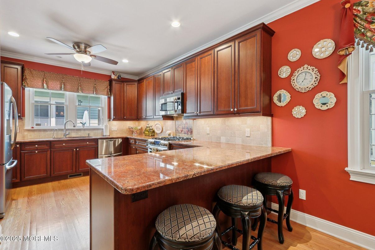 Interior, Kitchen, Recessed Lighting, Wood Texture Flooring