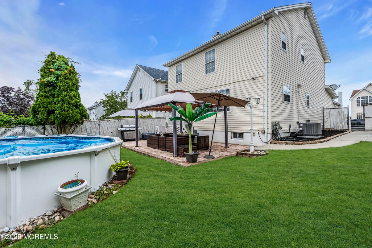 Backyard, Exterior, Pool