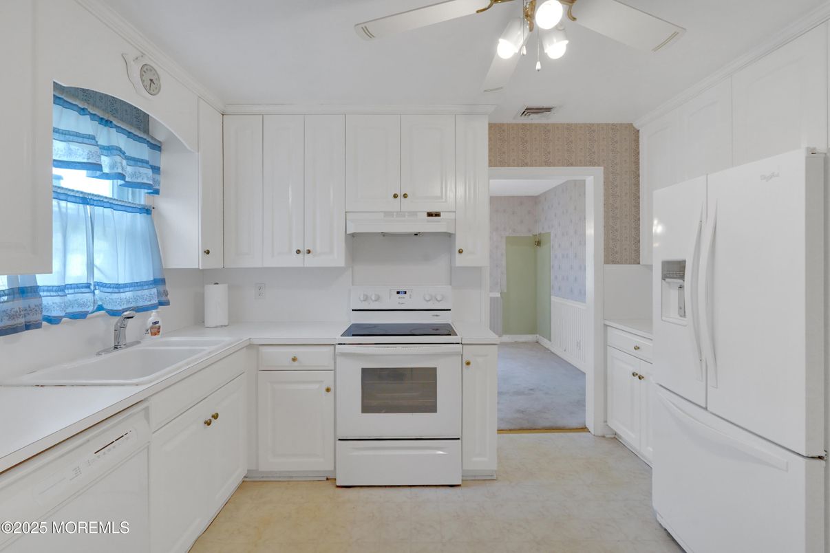 Interior, Kitchen