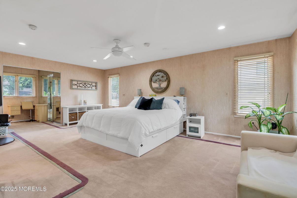 Bedroom, Interior, Recessed Lighting