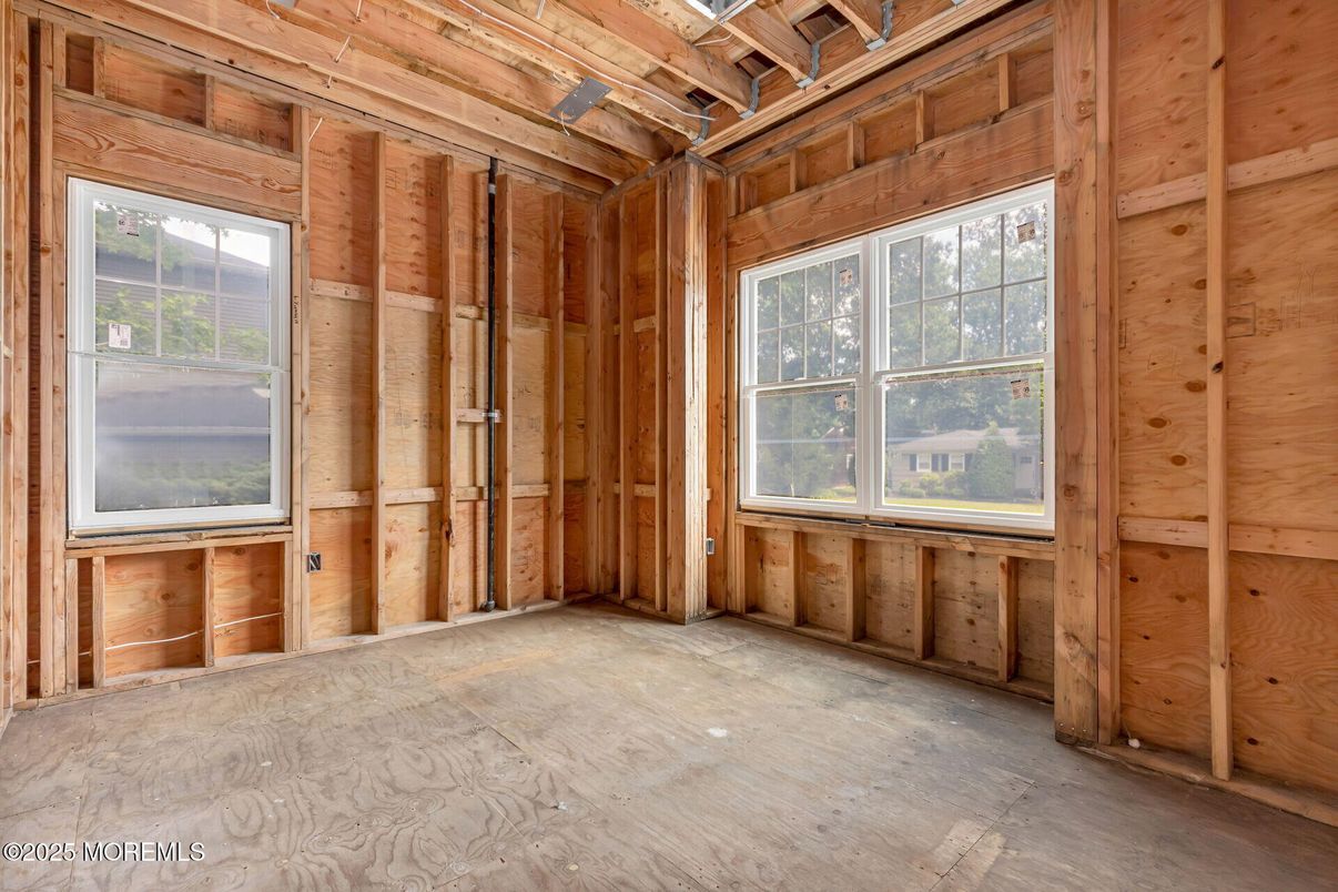 Empty room, Interior, Wooden Beams, Wooden Walls