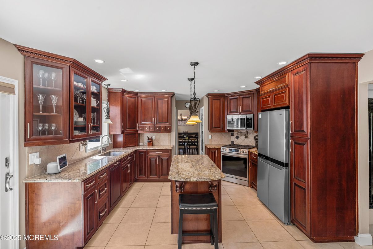 Interior, Kitchen, Pendant Lights, Recessed Lighting, Stainless Steel Appliances