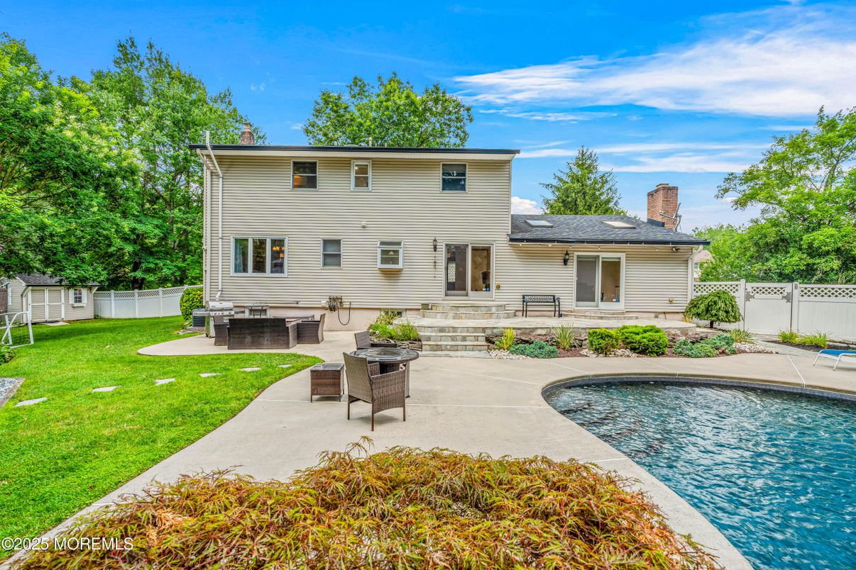 Backyard, Exterior, Pool