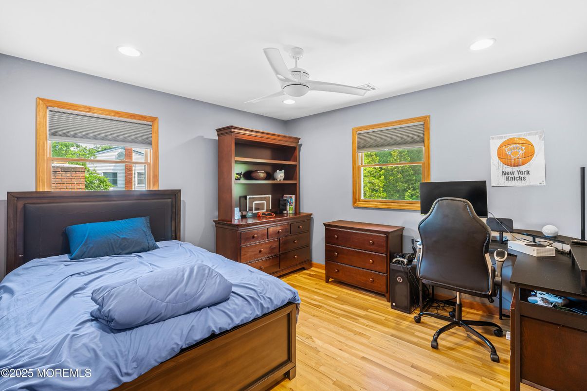 Bedroom, Home Office, Interior, Recessed Lighting, Wood Texture Flooring