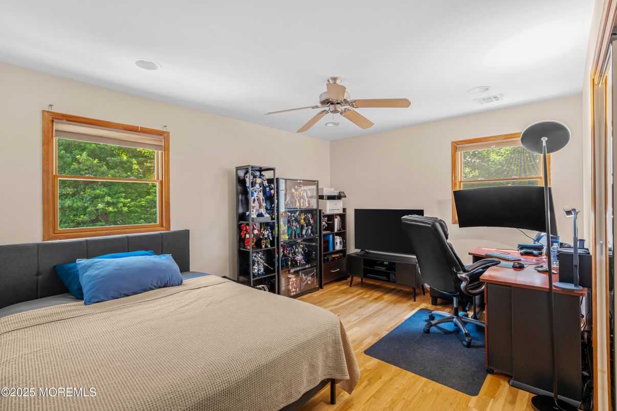 Bedroom, Home Office, Interior, Wood Texture Flooring