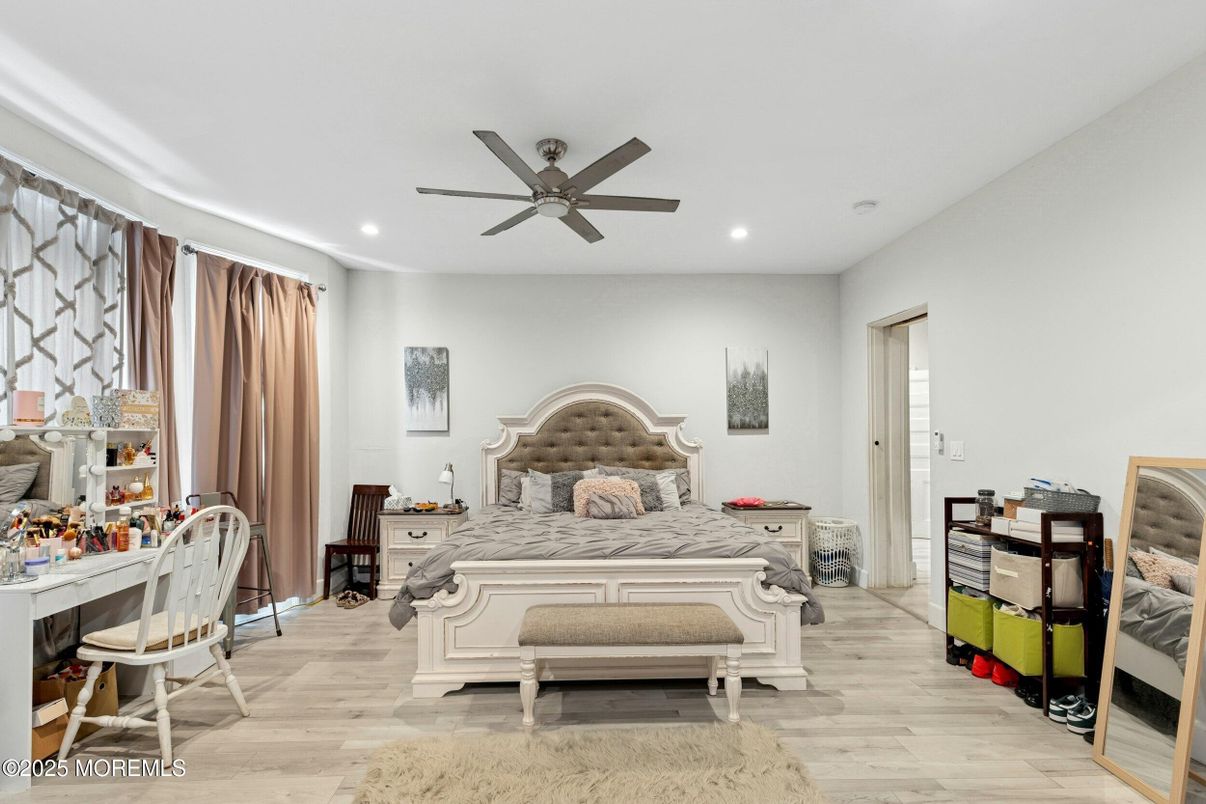 Bedroom, Interior, Recessed Lighting, Wood Texture Flooring