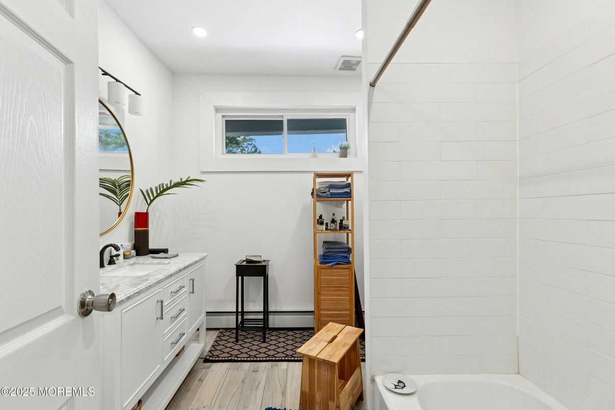 Bathroom, Interior, Recessed Lighting, Wood Texture Flooring