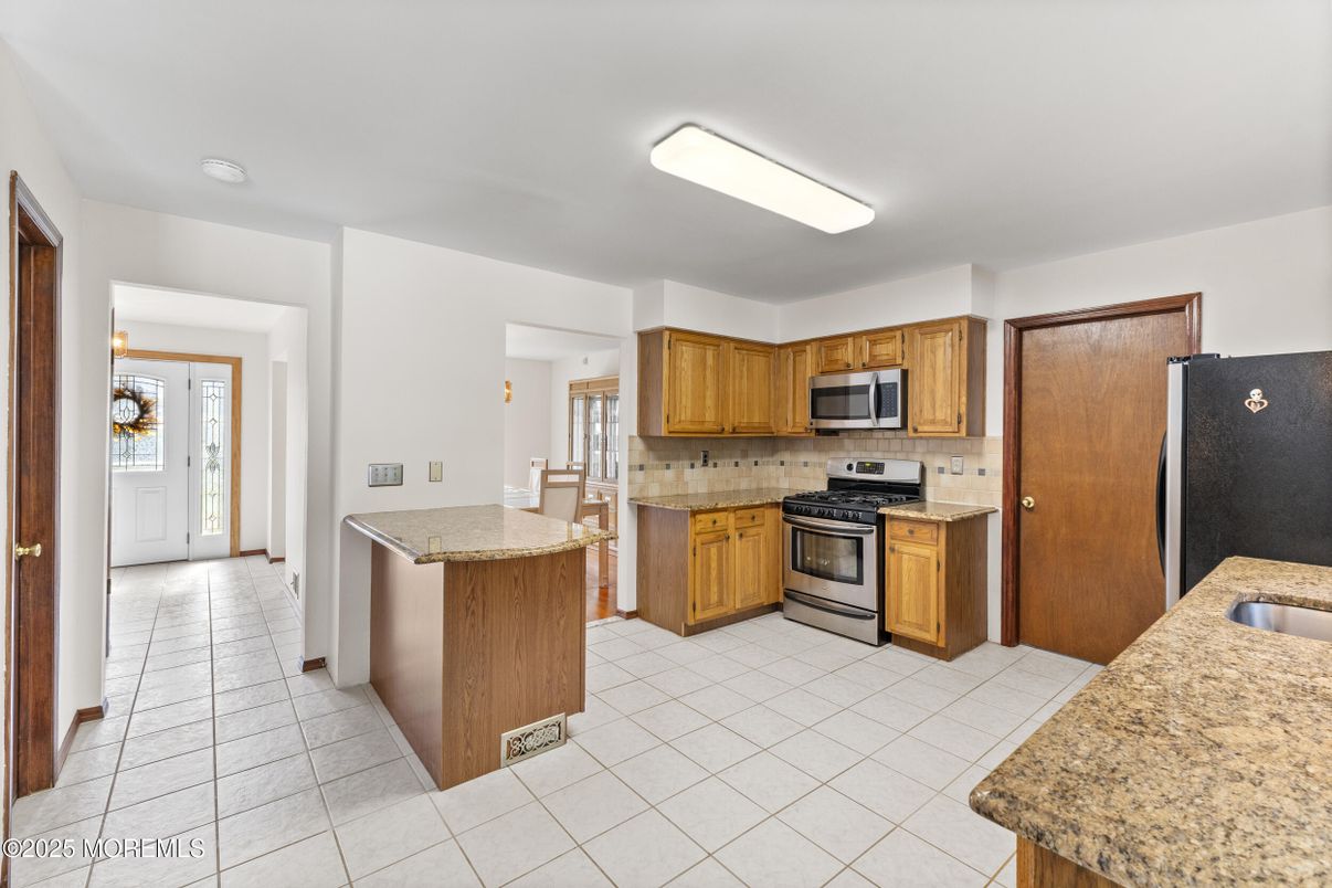 Interior, Kitchen, Stainless Steel Appliances