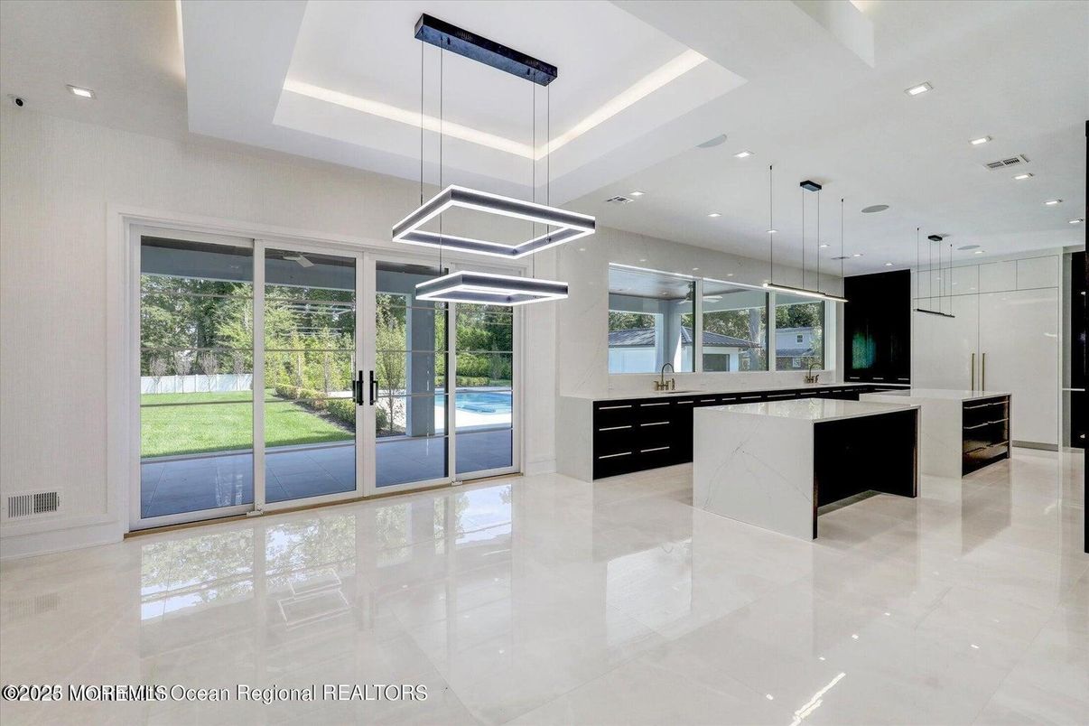 Interior, Kitchen, Pendant Lights, Recessed Lighting