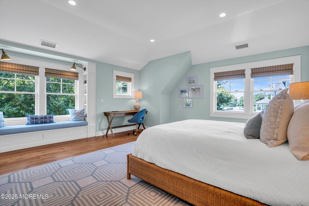 Bedroom, Home Office, Interior, Recessed Lighting, Wood Texture Flooring