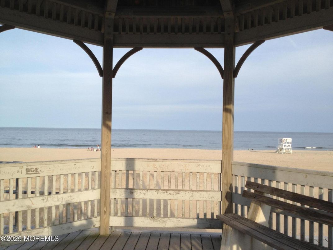Exterior, Water