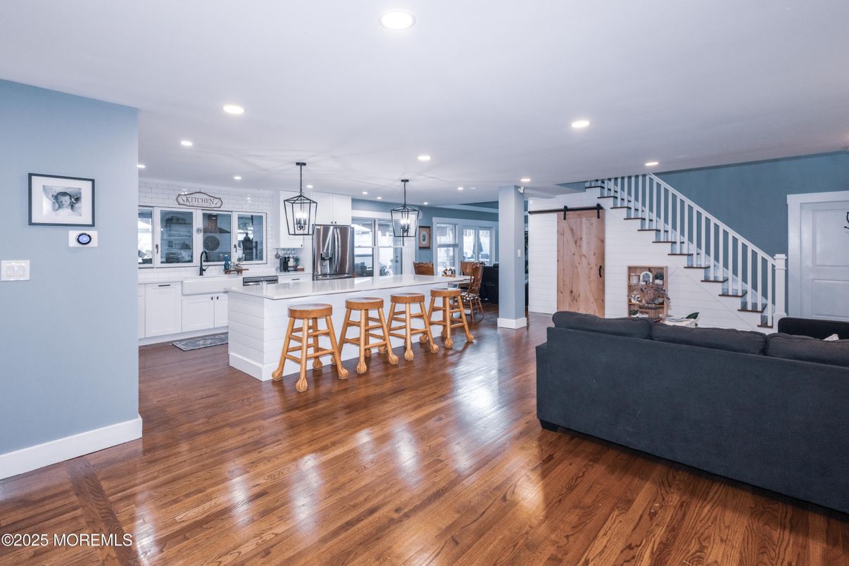 Interior, Kitchen, Living room, Pendant Lights, Recessed Lighting, Wood Texture Flooring