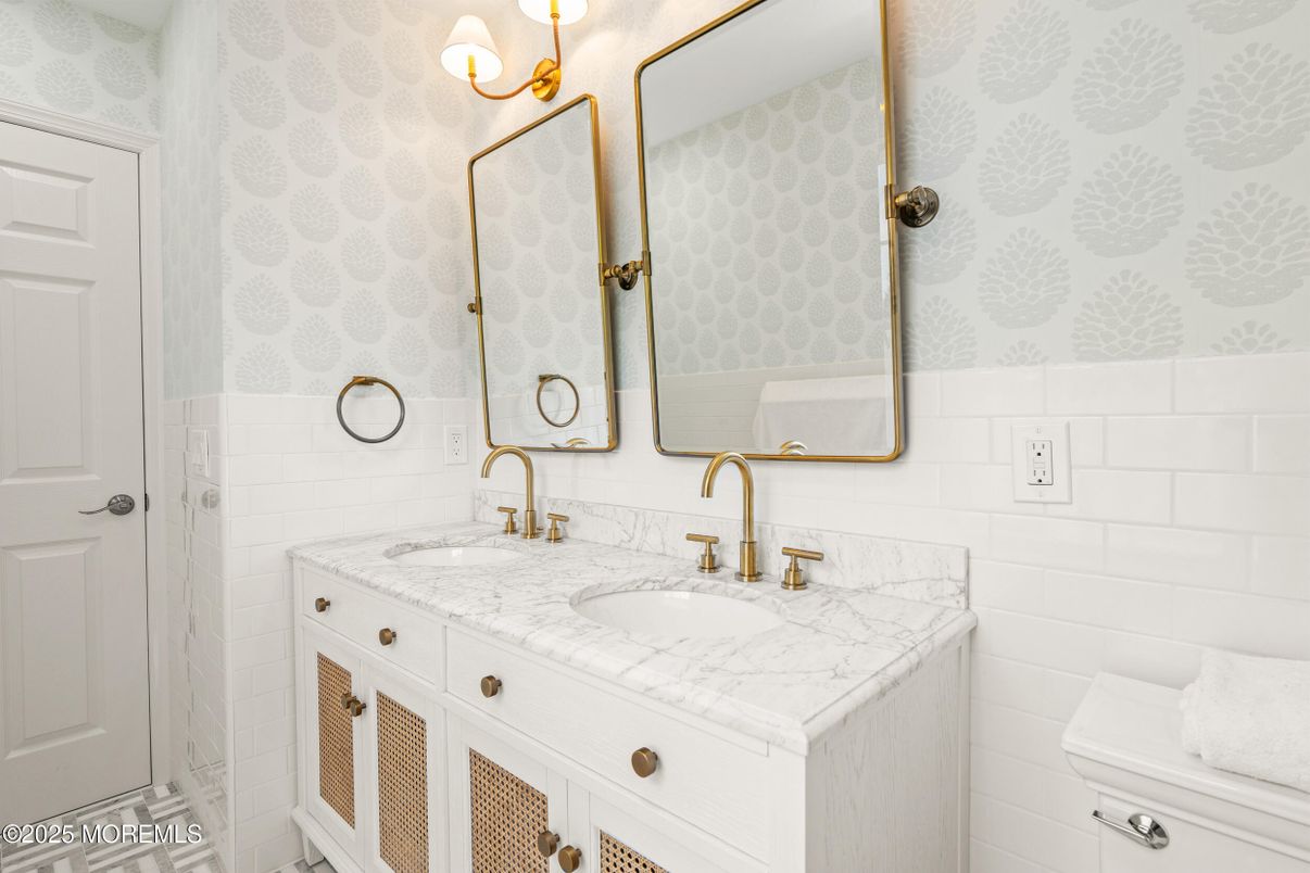 Bathroom, Dual Sink Vanities, Interior, Tile Countertops