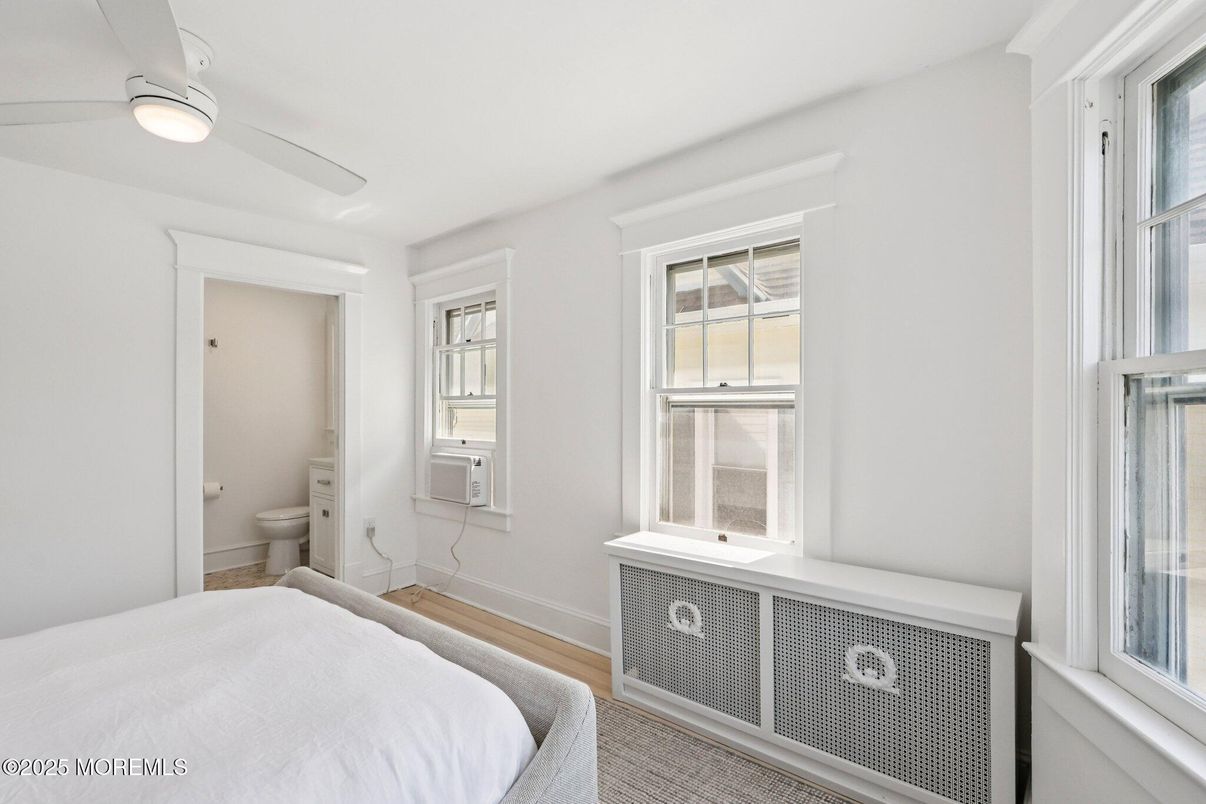 Bathroom, Bedroom, Interior