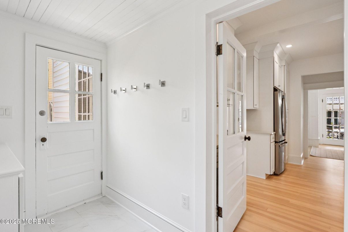 Interior, Marble, Recessed Lighting, Wood Texture Flooring