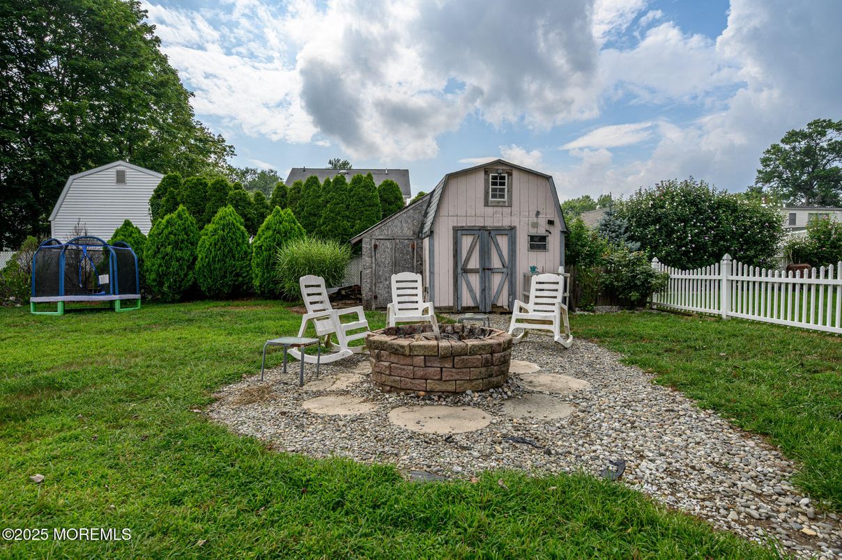 Backyard, Exterior, Playground