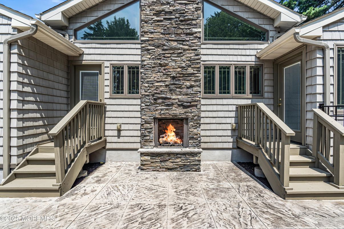 Exterior, Fireplace