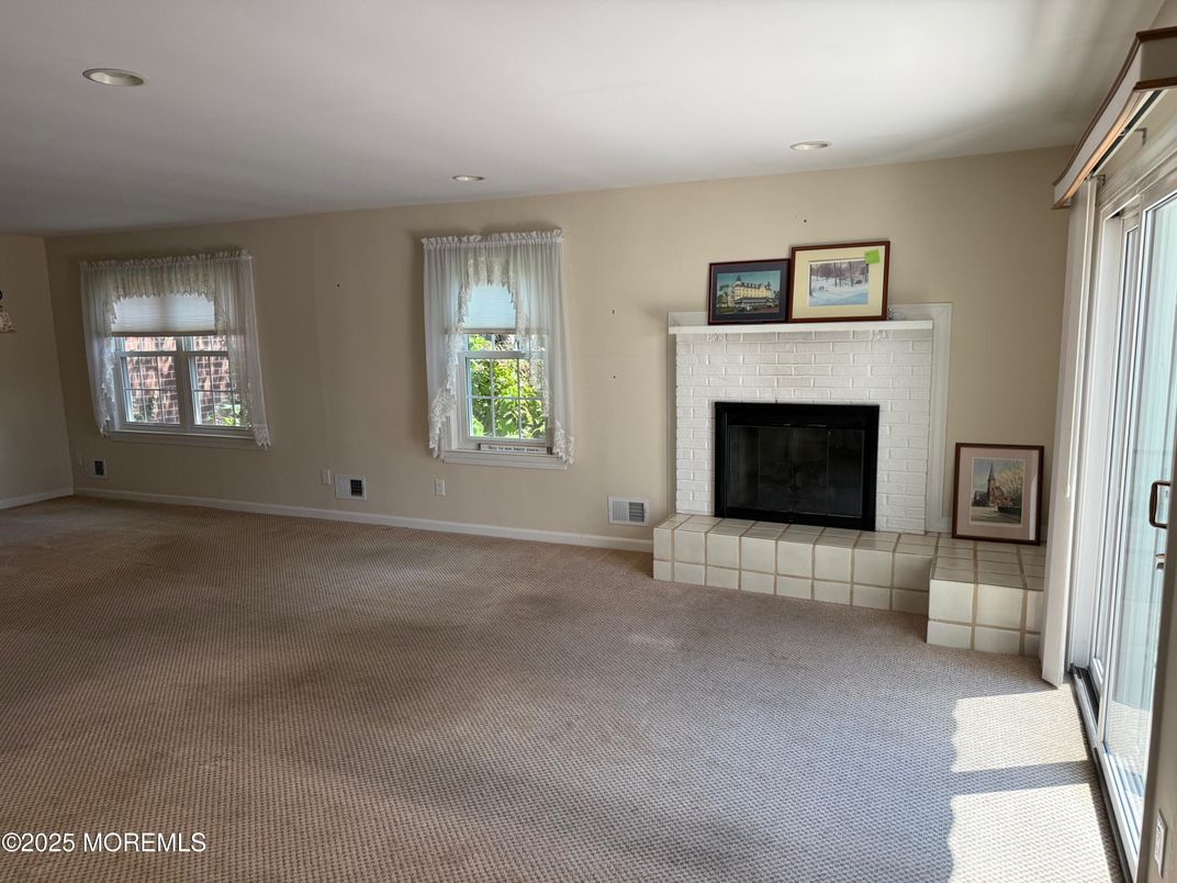 Empty room, Fireplace, Interior, Recessed Lighting
