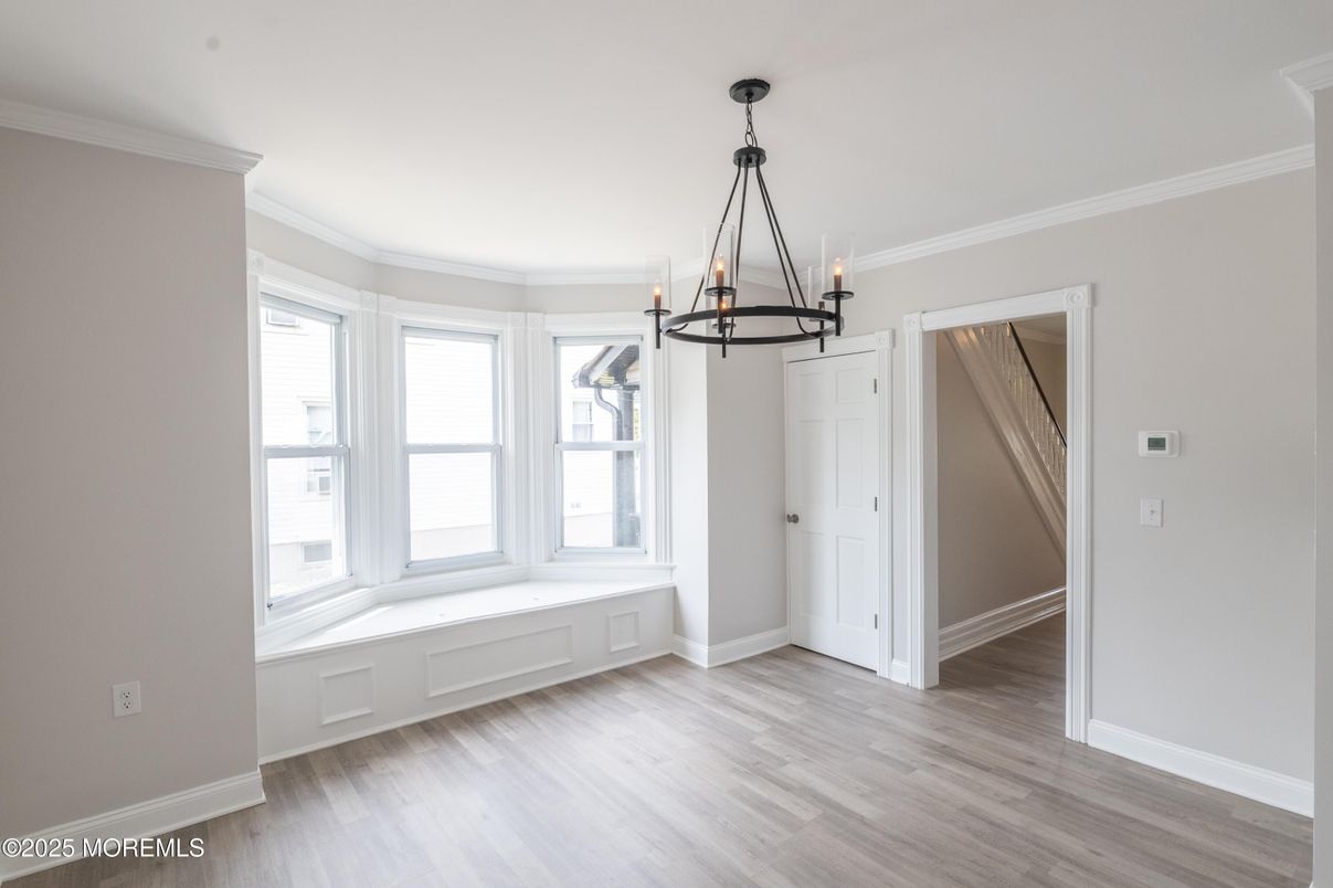 Chandelier, Empty room, Interior, Pendant Lights, Wood Texture Flooring