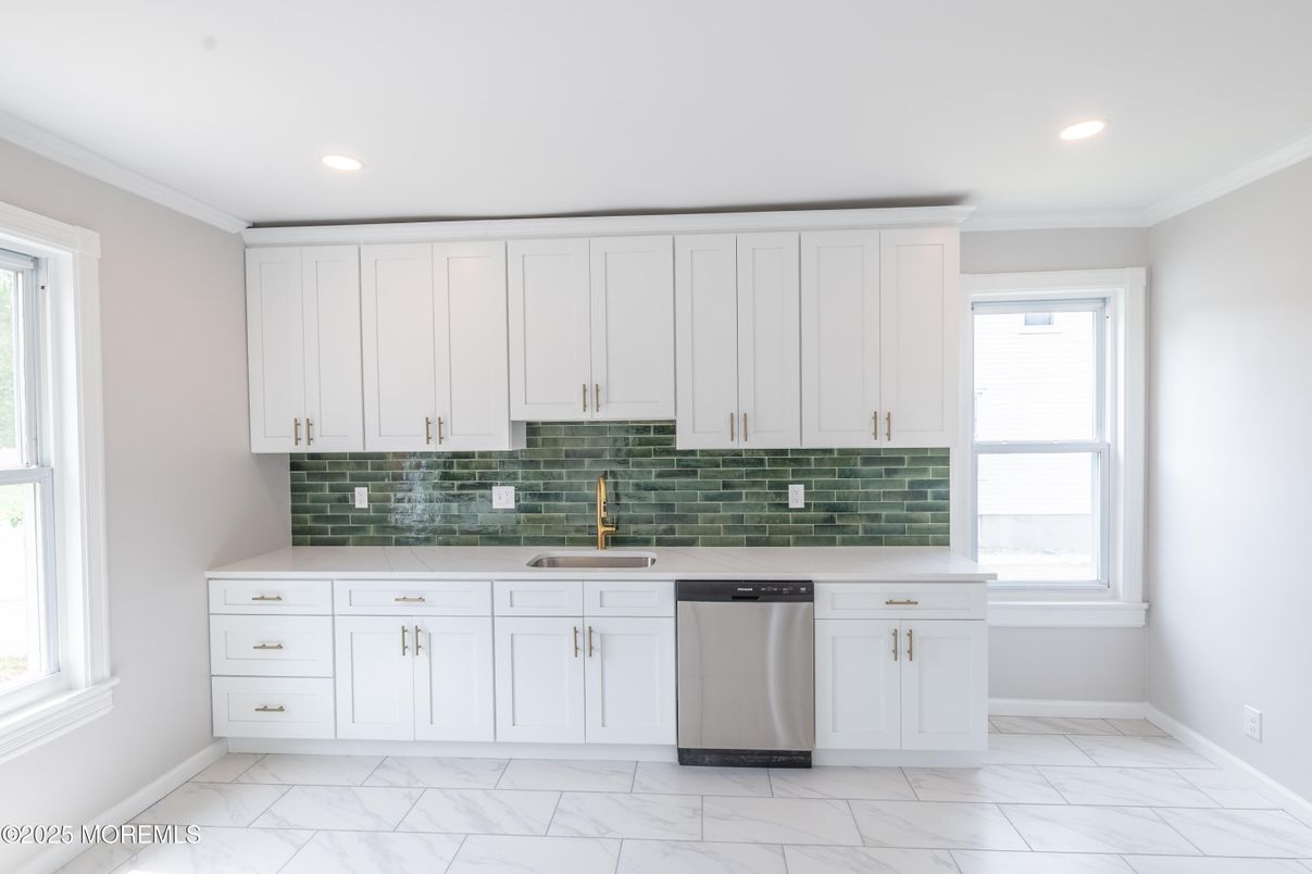 Interior, Kitchen, Marble, Recessed Lighting, Stainless Steel Appliances