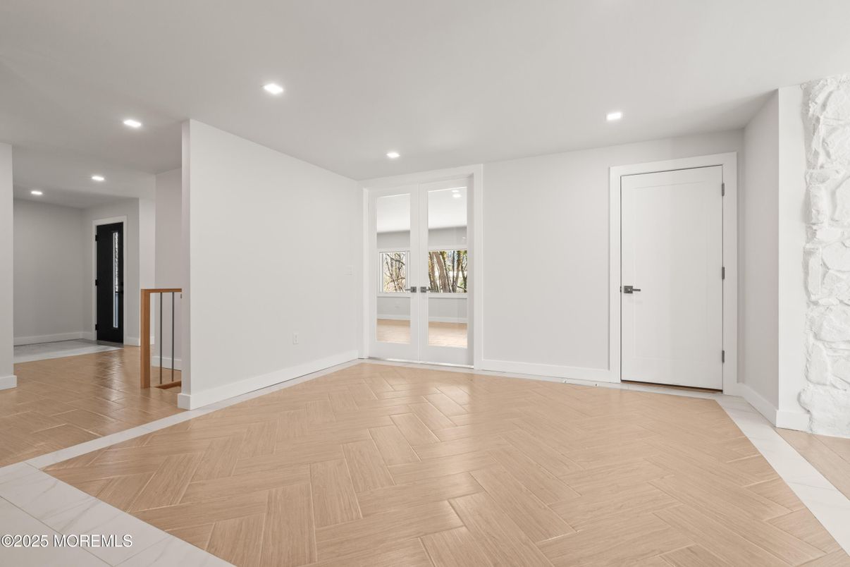 Empty room, Interior, Marble Walls, Recessed Lighting, Wood Texture Flooring