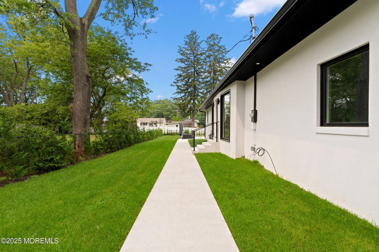 Backyard, Exterior