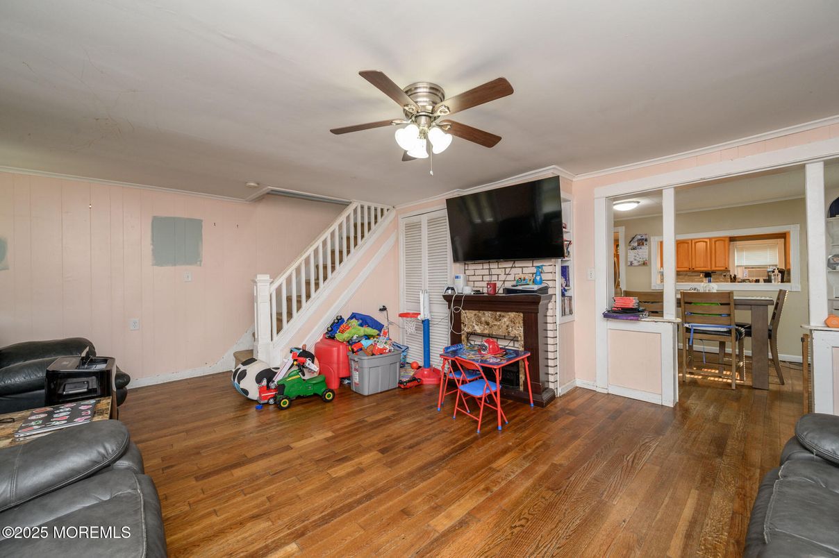 Dining room, Fireplace, Interior, Wood Texture Flooring
