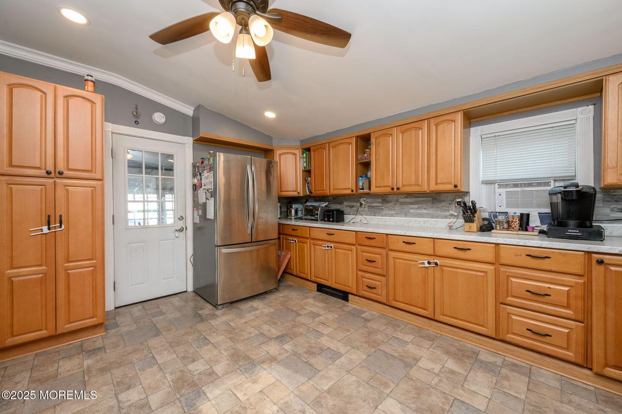 Interior, Kitchen, Recessed Lighting
