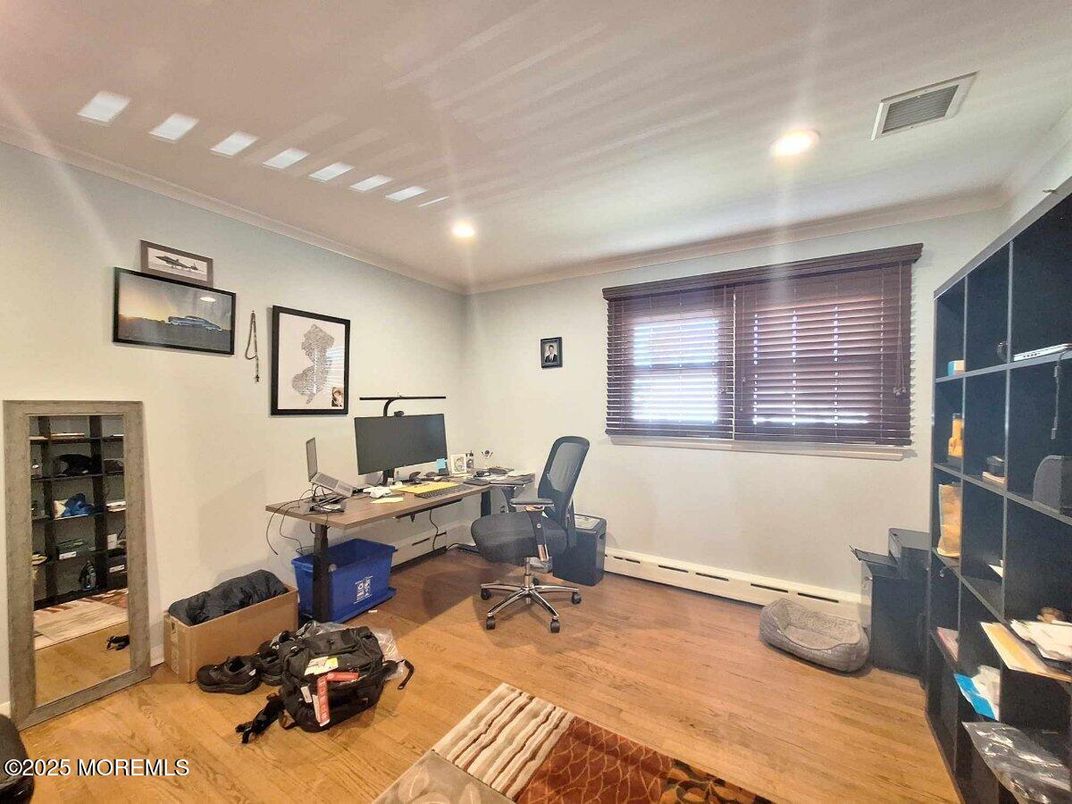 Home Office, Interior, Recessed Lighting, Wood Texture Flooring
