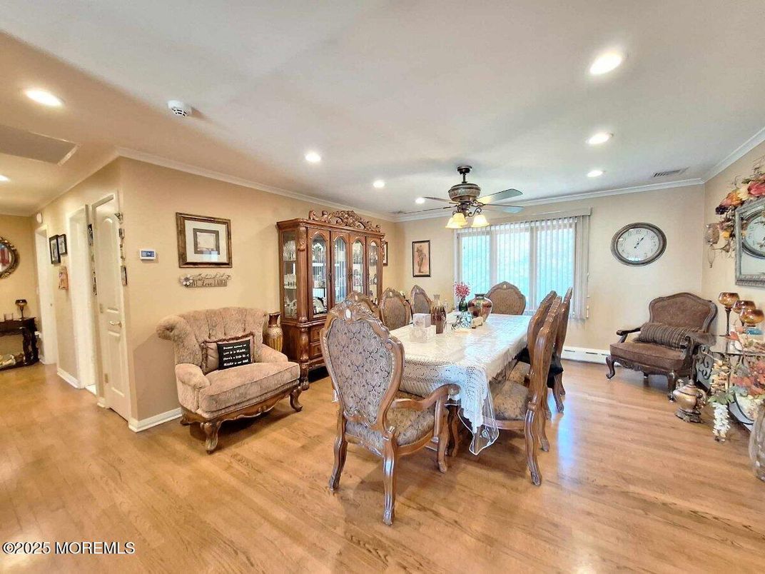 Dining room, Interior, Recessed Lighting, Wood Texture Flooring