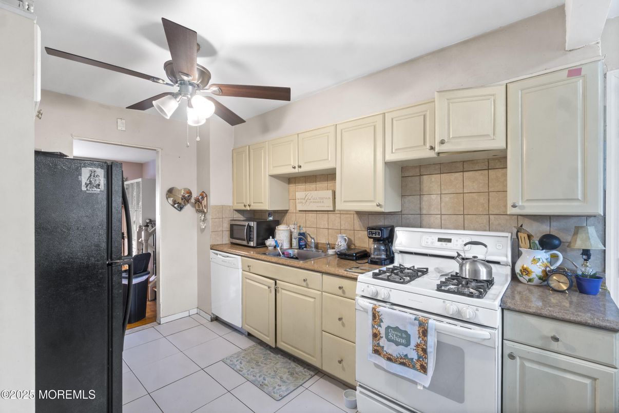 Interior, Kitchen