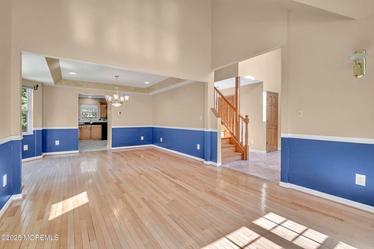 Chandelier, Empty room, Interior, Recessed Lighting, Wood Texture Flooring