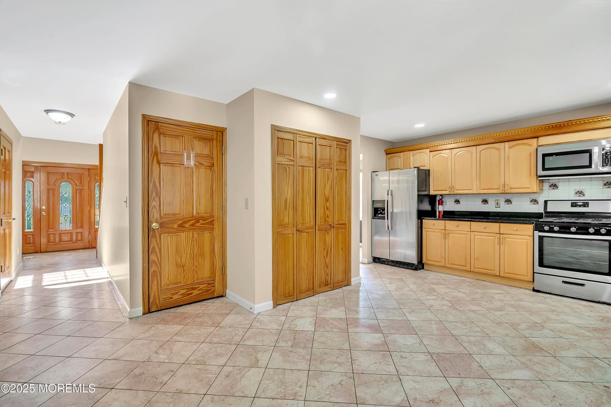 Interior, Kitchen, Recessed Lighting