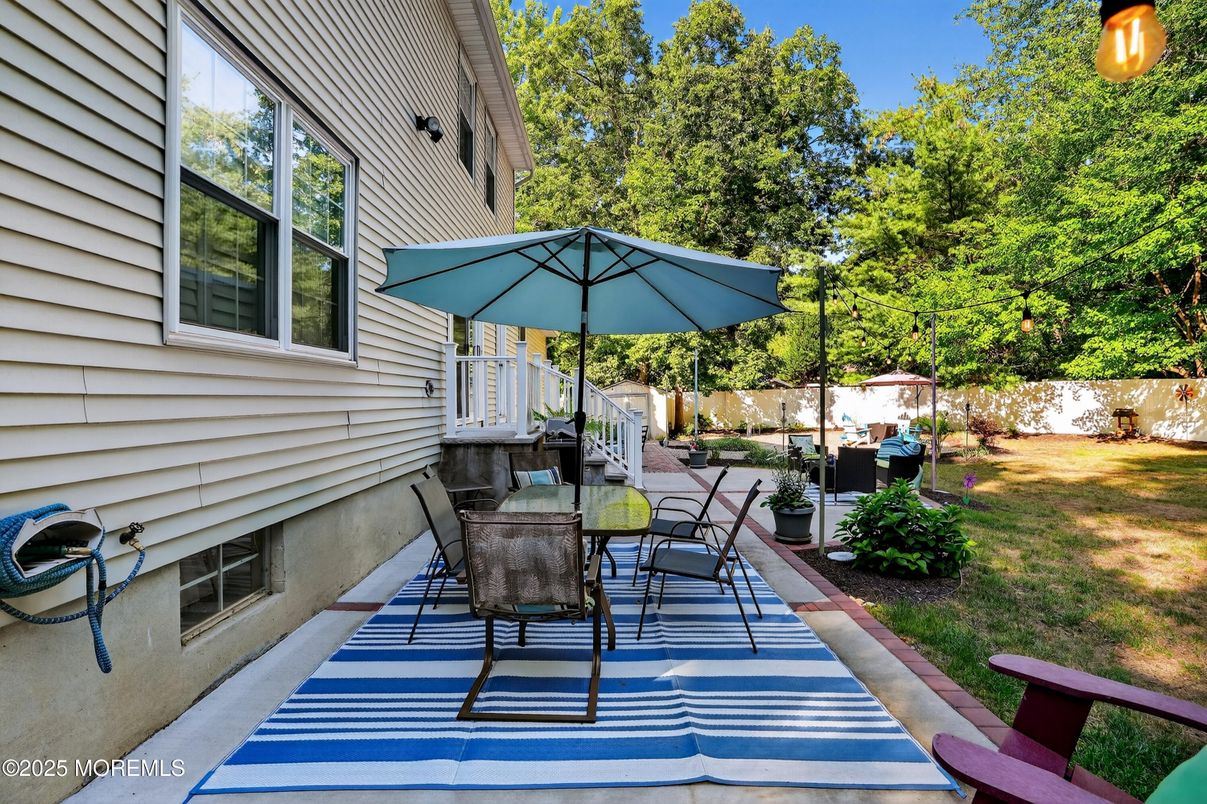 Backyard, Exterior