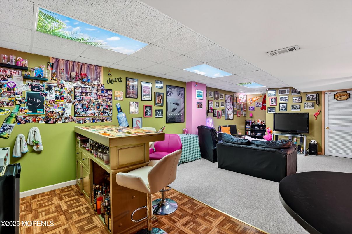 Game Room, Interior, Living room, Wood Texture Flooring