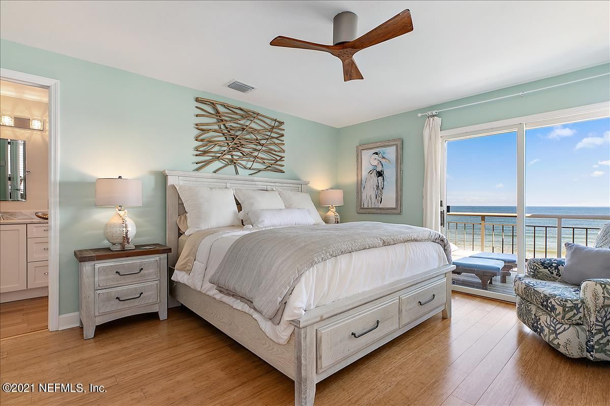 Bedroom, Interior, Water, Wood Texture Flooring